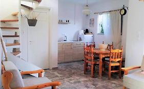 Perigiali Beach Apartment - 2 Free Bikes